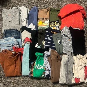 LOT of toddler size 5 clothes 15 items from baby GAP, Disneyland Cat and Jack